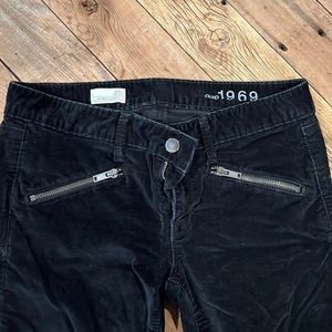 GAP Women's Dark Skinny Pants with Front Zippers